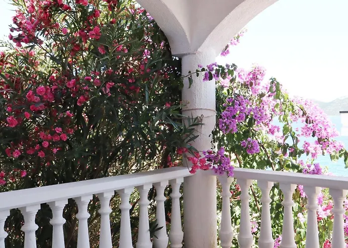 Maris Appartement Veli Iž